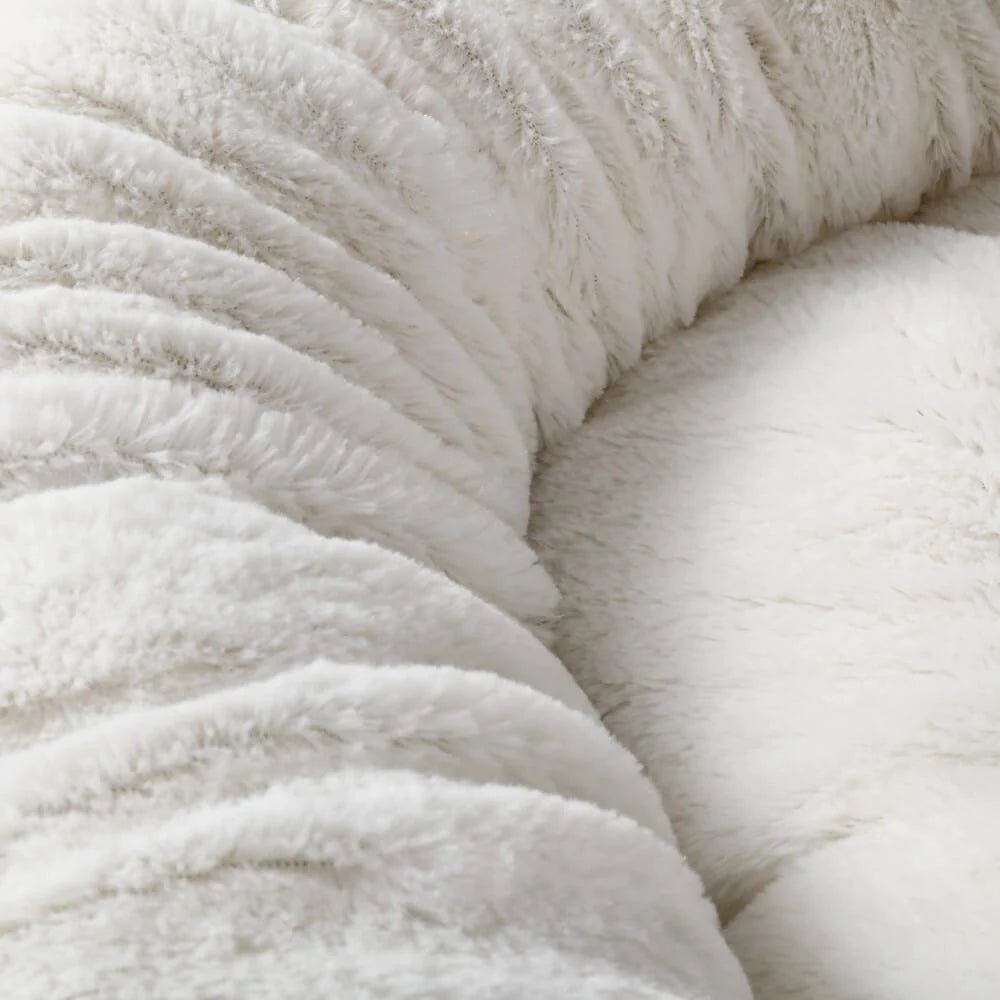 Snookie Hooded Pet Bed